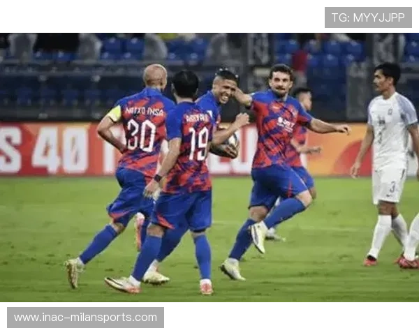 申花再度失利,柔佛新山主场制胜展现强大攻势 申花再度失利,柔佛新山主场制胜展现强大攻势