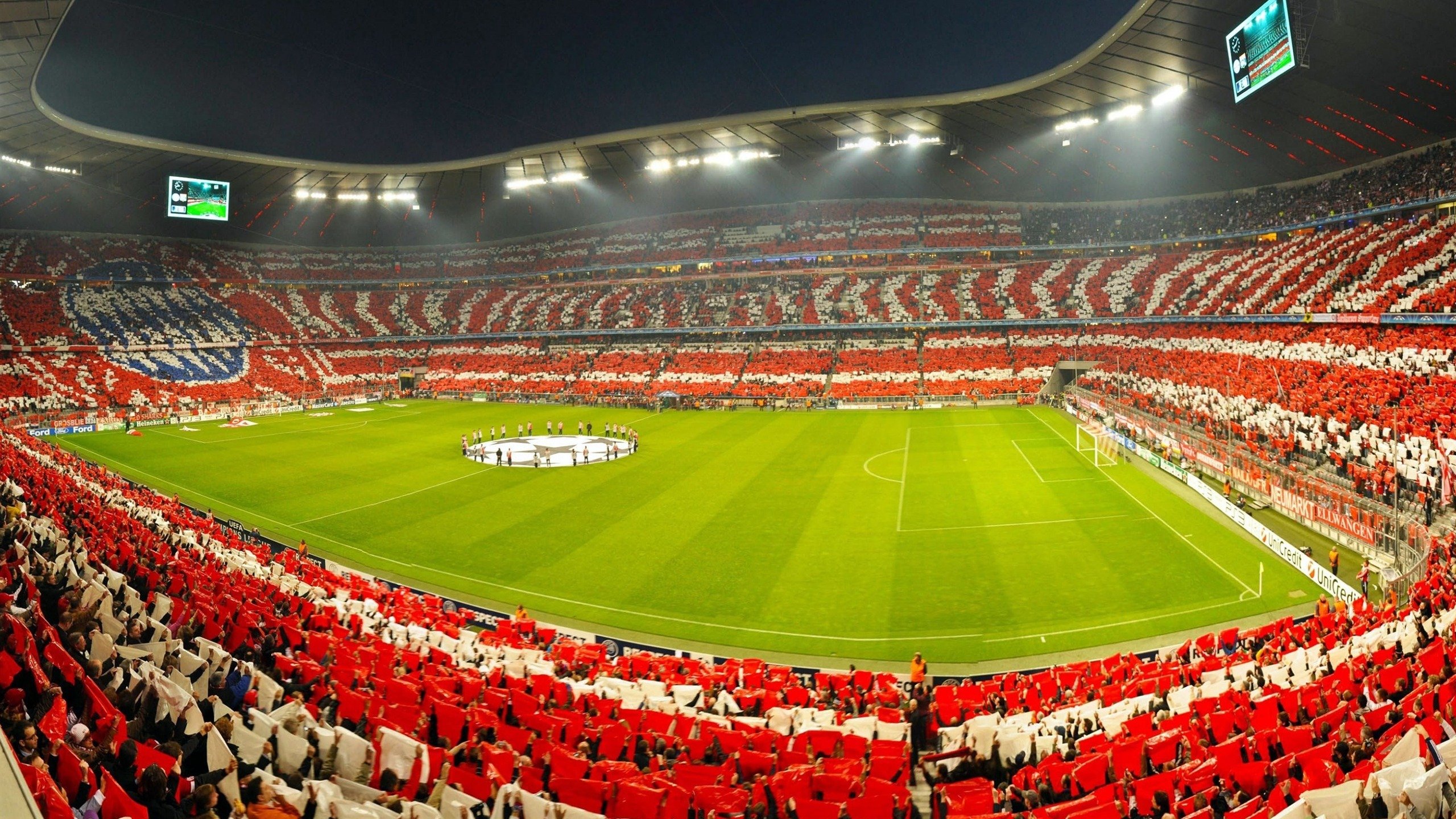 “武汉马拉松赛道上,谁将成就新的传奇?”