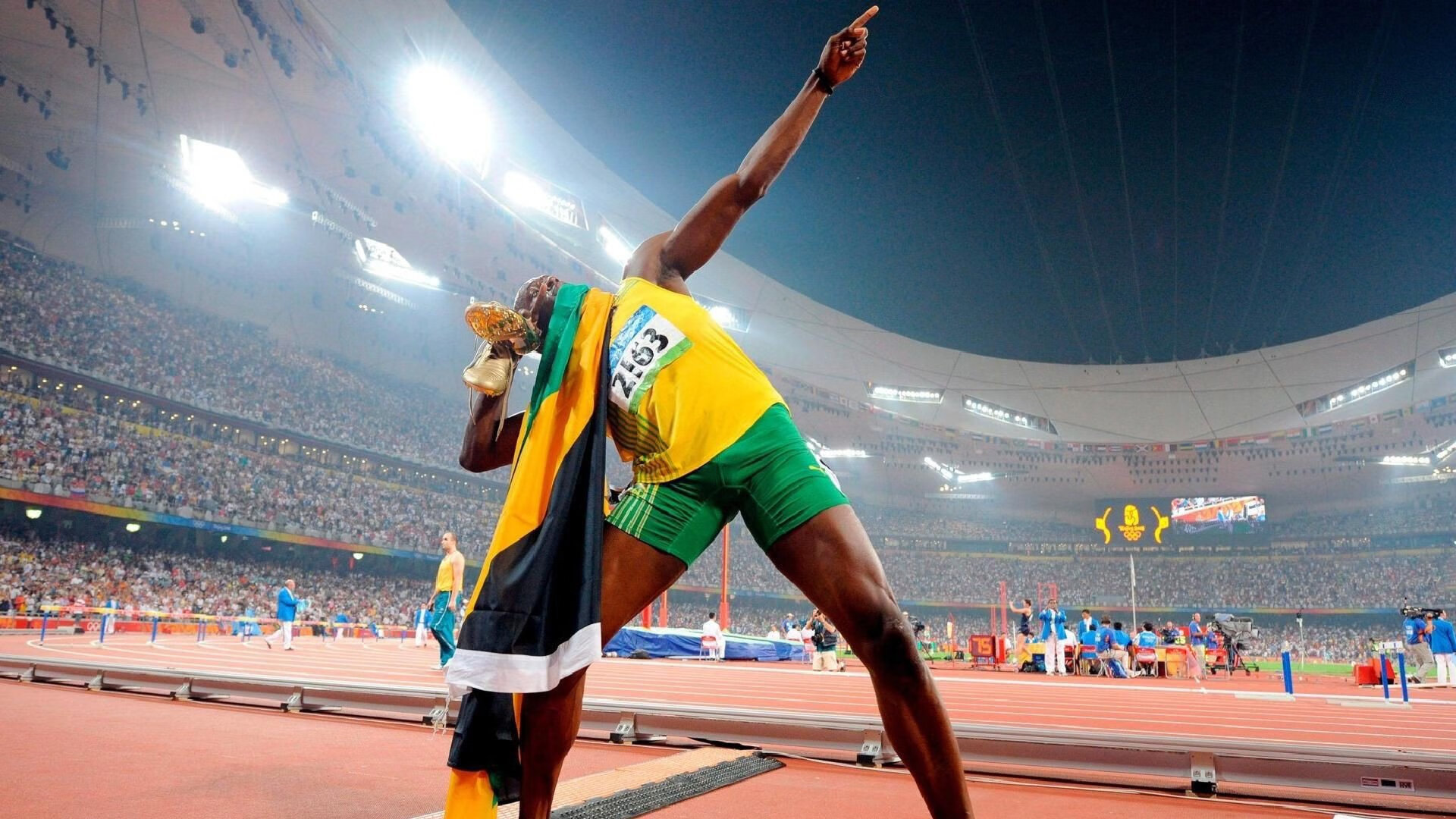 技术训练体系朝规范化、专业化推进，技术训练的要求